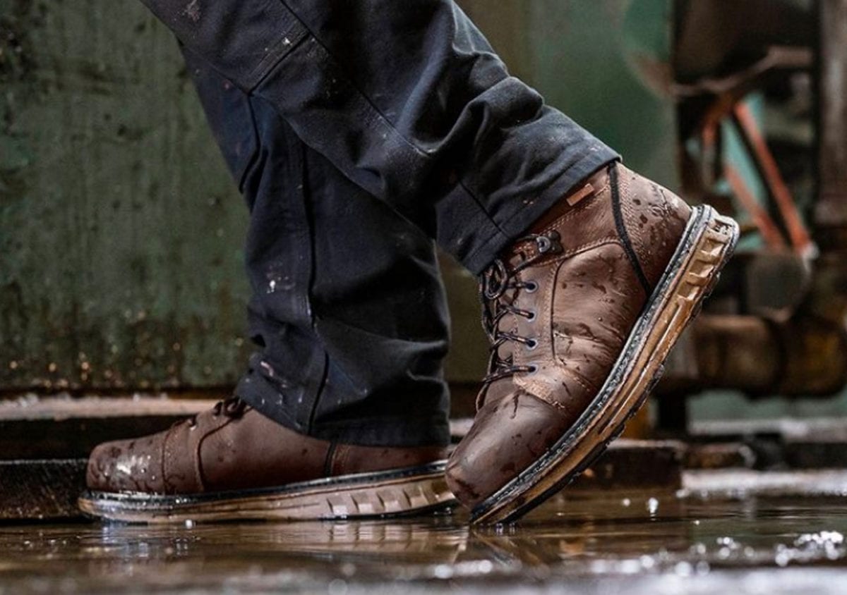 How to waterproof hiking boots | Waterproofing leather boots